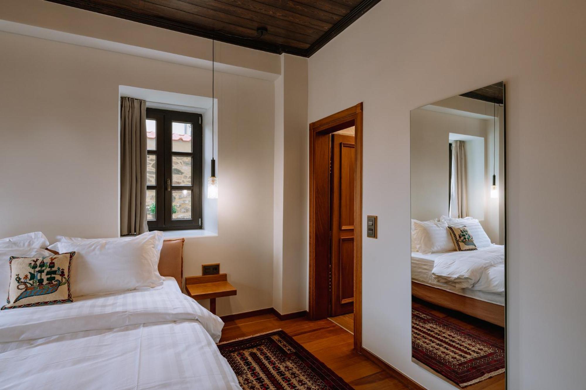 Νysa Hotel Moustheni Bagian luar foto
