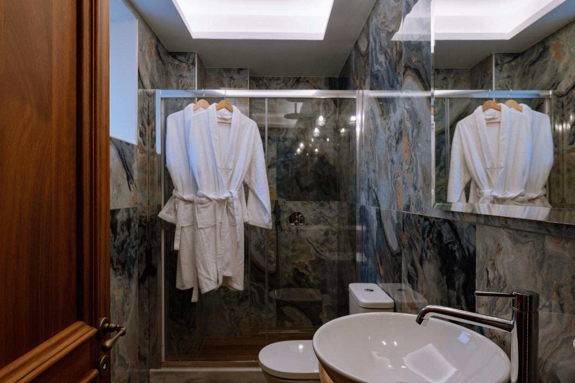 Νysa Hotel Moustheni Bagian luar foto