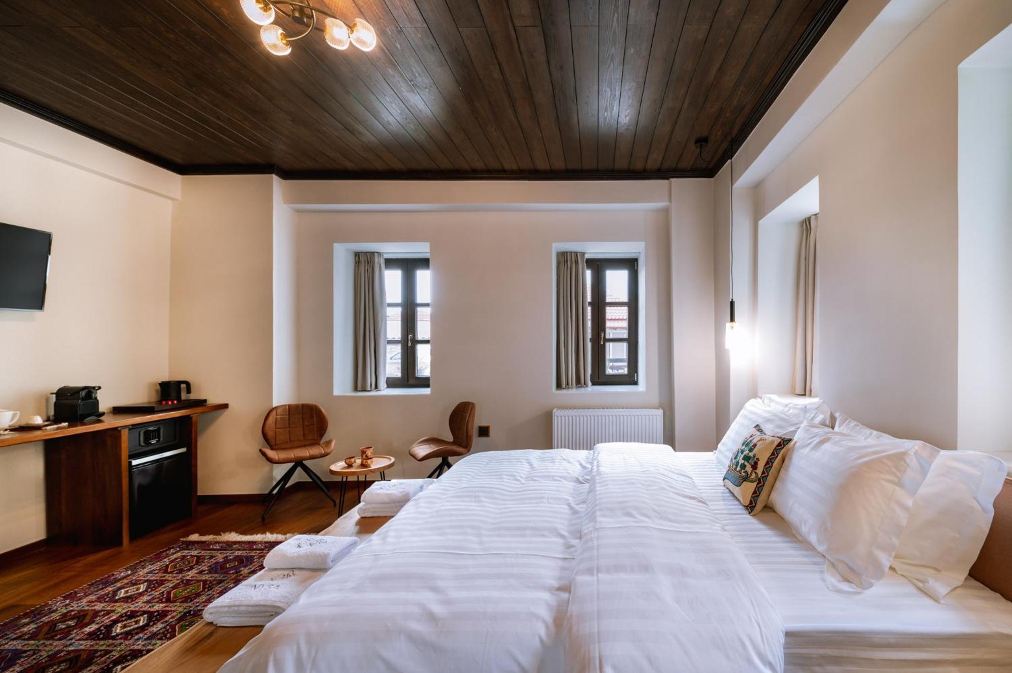 Νysa Hotel Moustheni Bagian luar foto