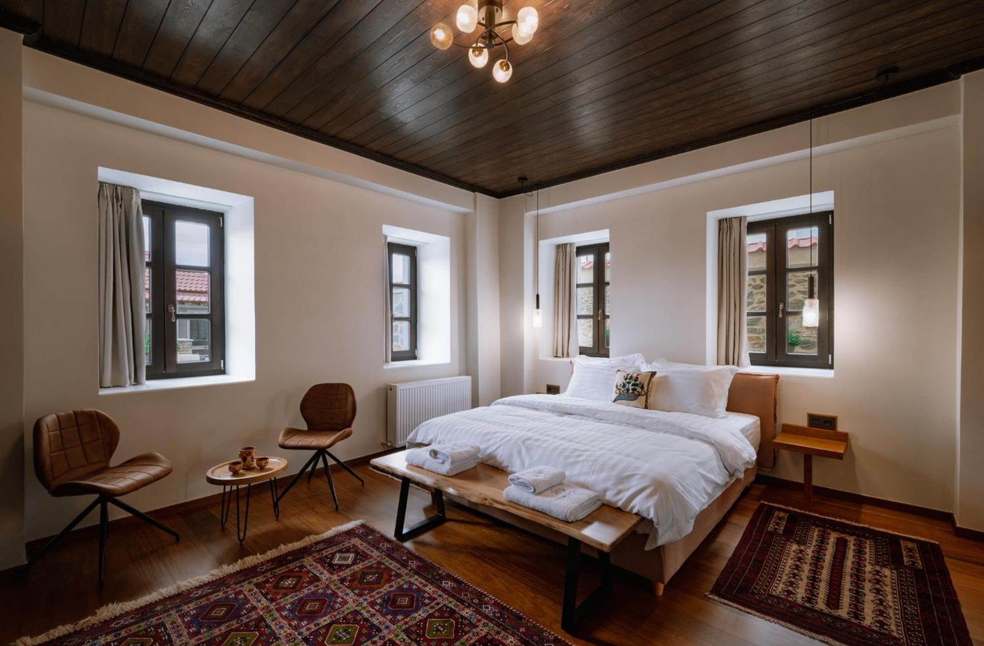 Νysa Hotel Moustheni Bagian luar foto