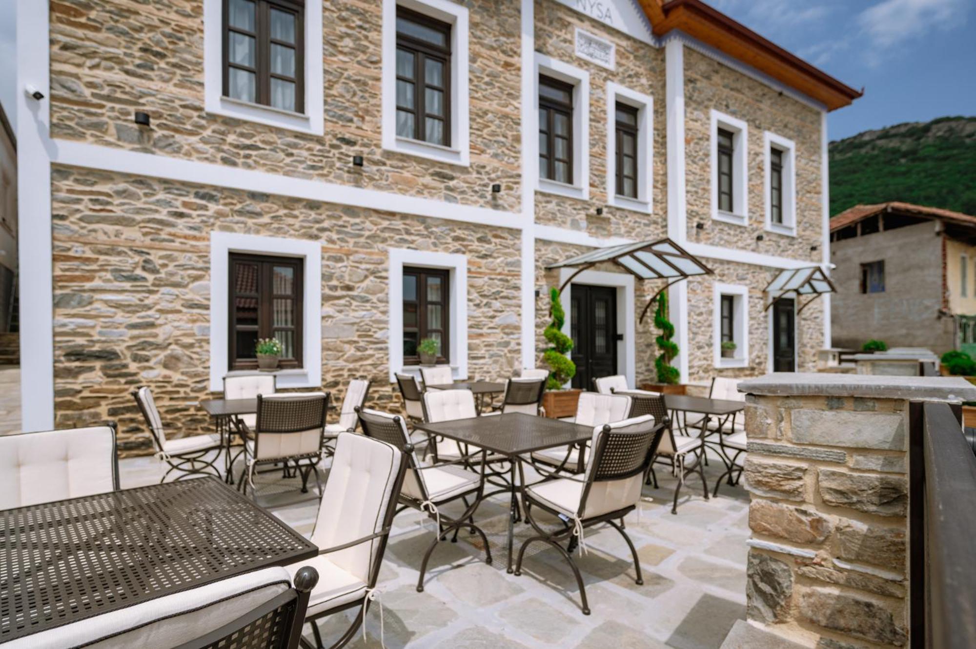 Νysa Hotel Moustheni Bagian luar foto